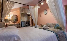 Maria's Boutique Rooms