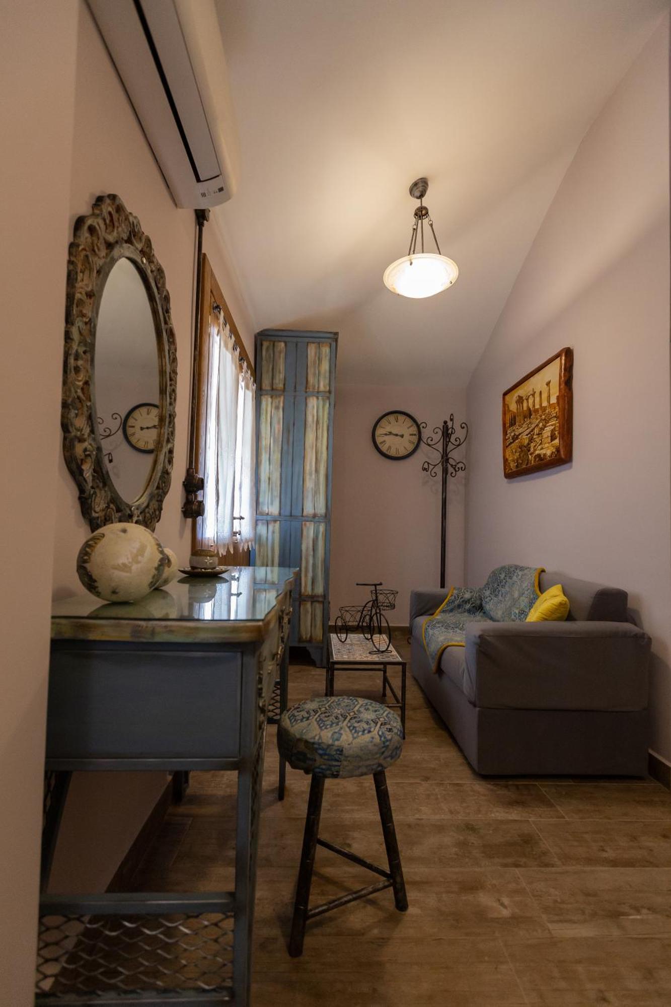 Maria's Boutique Rooms Corinthe Chambre photo