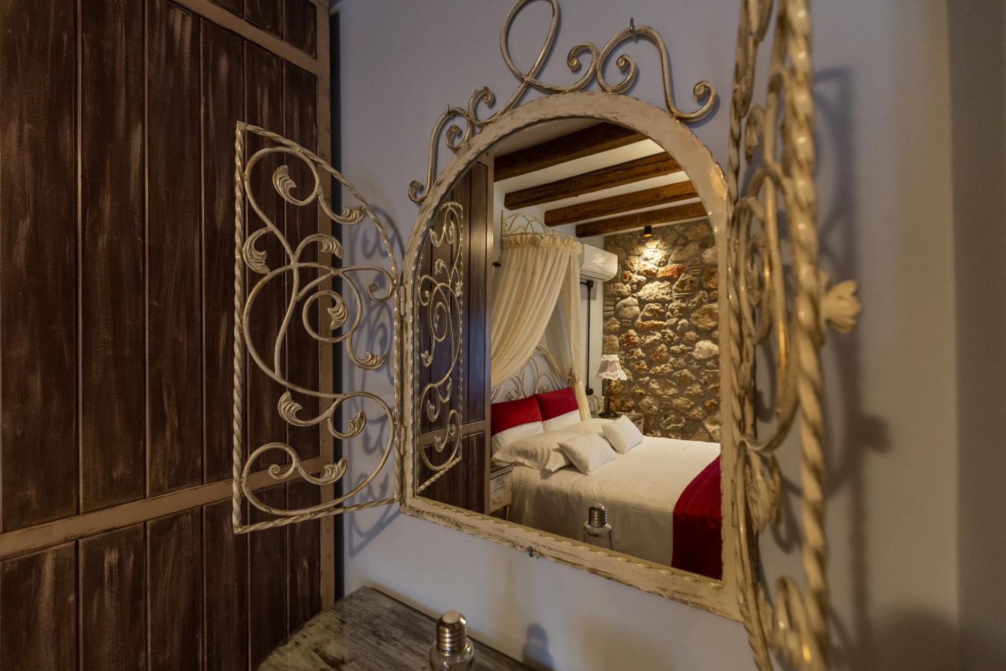 Maria's Boutique Rooms Corinthe Chambre photo