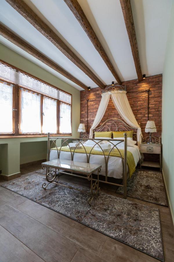 Maria's Boutique Rooms Corinthe Extérieur photo